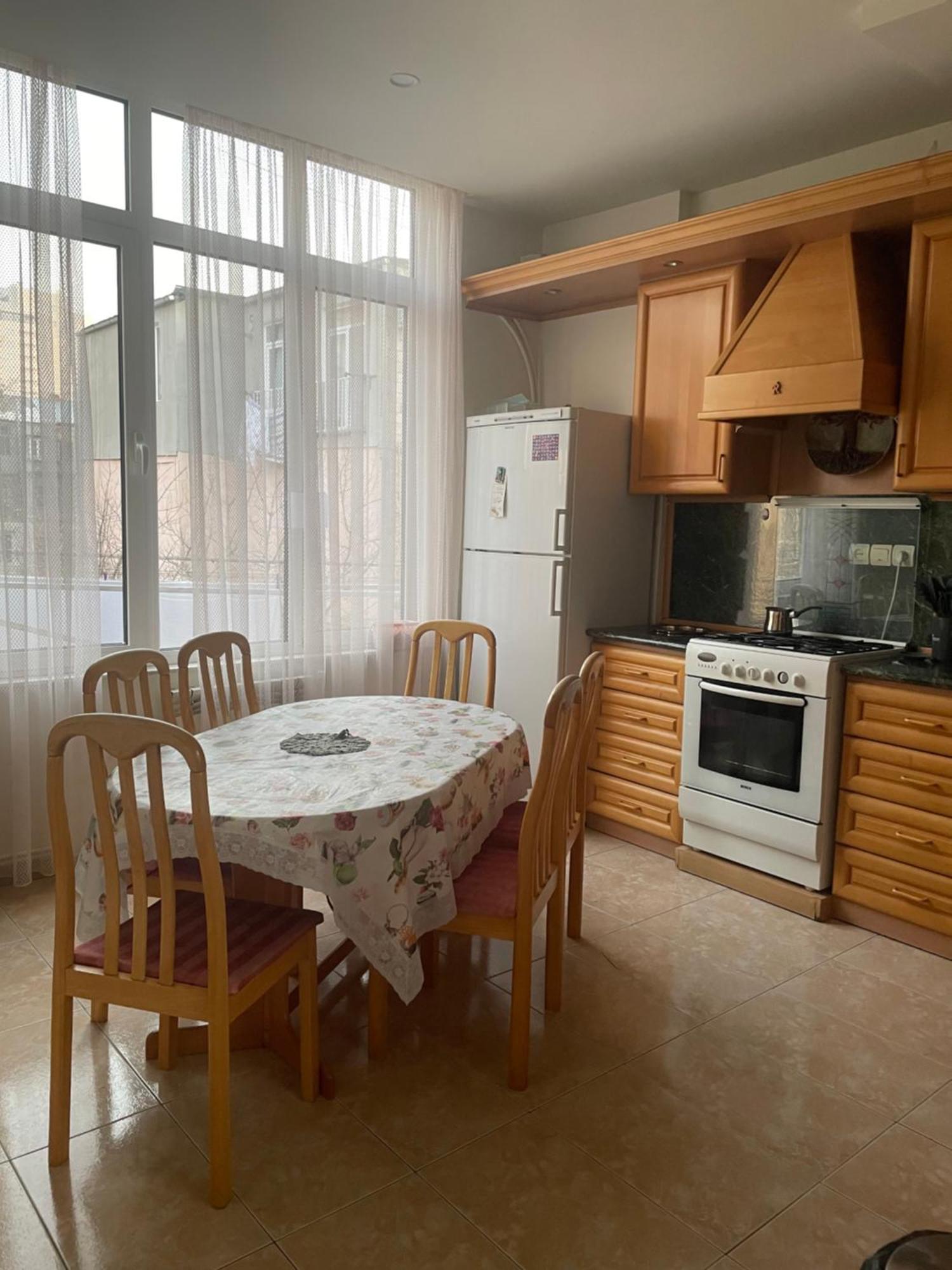 Bright And Modern 4Br Apartment - Center Of エレバン エクステリア 写真