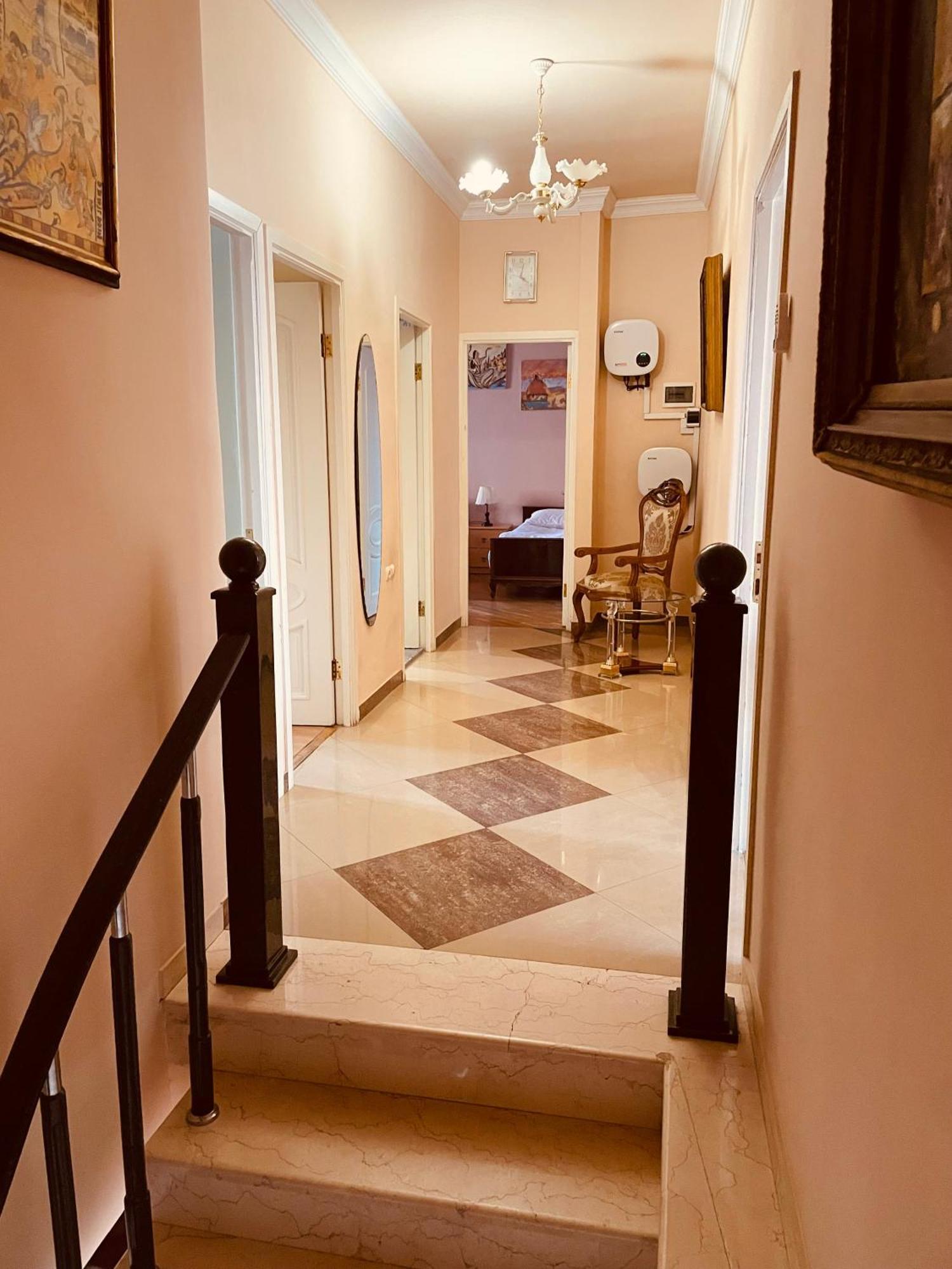 Bright And Modern 4Br Apartment - Center Of エレバン エクステリア 写真